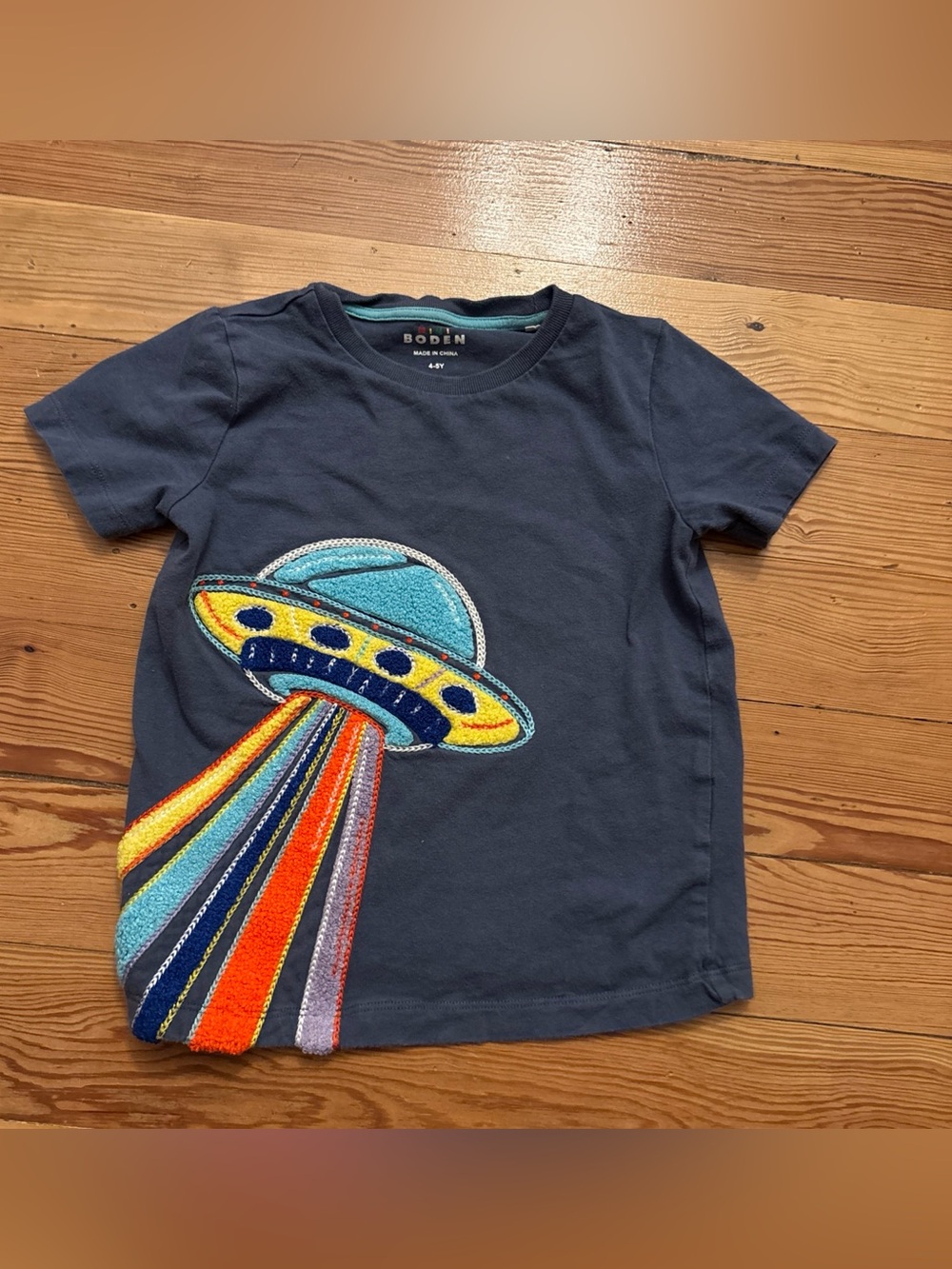 Mini Boden Appliqué UFO Tee T-shirt Colorful Size 4-5